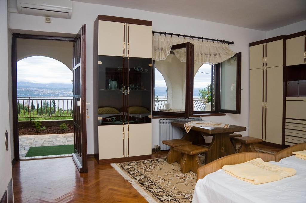 Villa Vera Icici Exterior foto